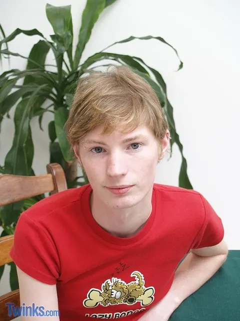 Redheaded Guy Undresses and Masturbates – photo 1 of 21