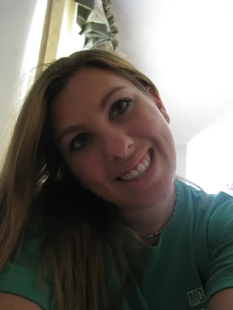 Redhead Amateur Makes Silly Faces in Clothed Selfies – photo 1 of 20