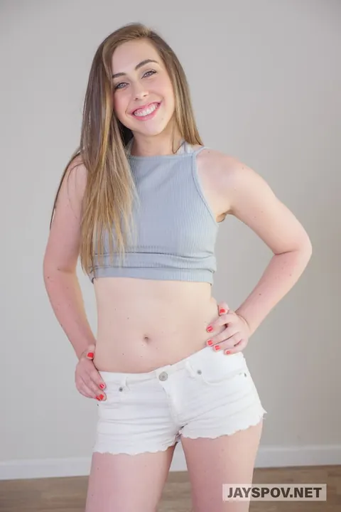 Lexi Lovell: Slim Brunette Strips Out of Her Shorts to Show Her Big Ass – photo 6 of 21