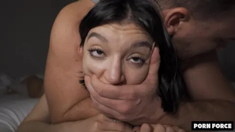 Madison Quinn: Tattooed Brunette Takes Rough Anal Doggy Style in Bed – photo 11 of 12