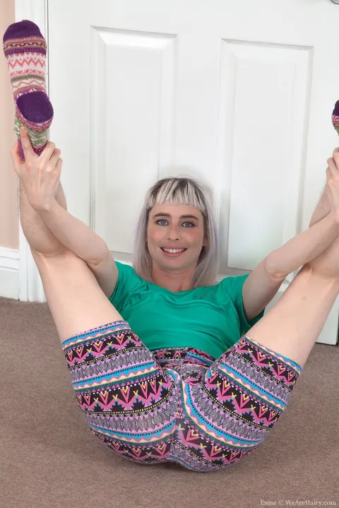 Blonde Woman in Socks Spreads Her Hairy Pussy – photo 2 of 16