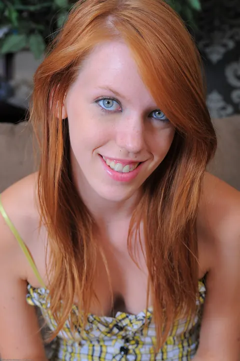 Pepper Kester: Redhead Pulls Panties Aside to Spread Her Pussy and Flaunt Her Big Ass – photo 1 of 21