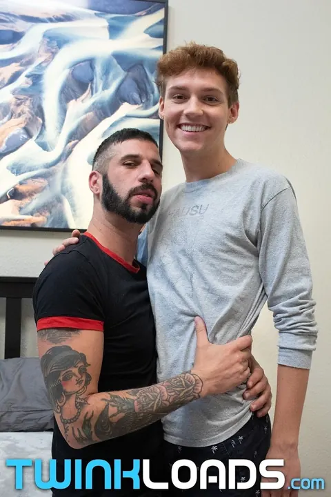 Hairy Men Rim, Kiss and Fuck in a Threesome – photo 1 of 15