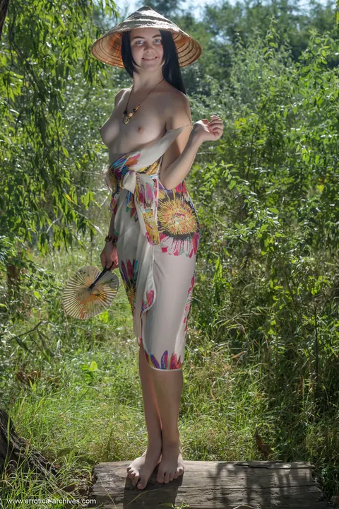 Black MO: Tall Brunette Strips Out of Her Panties Outdoors – photo 3 of 16