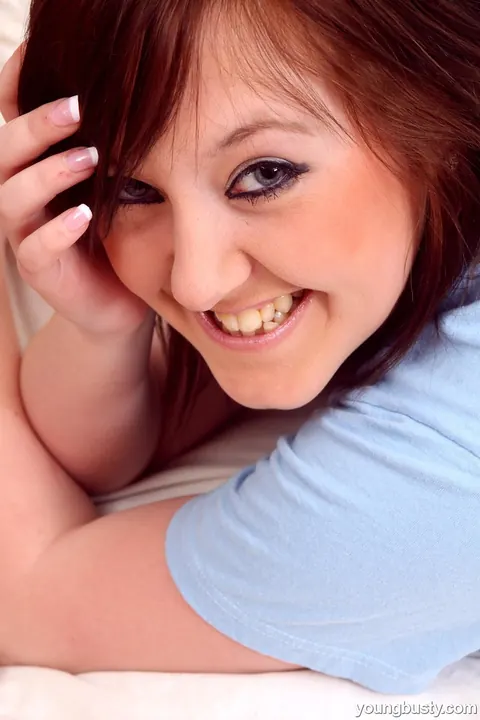 Malibu Candi: European BBW Redhead Poses Nude and Squeezes Her Heavy Tits – photo 2 of 21