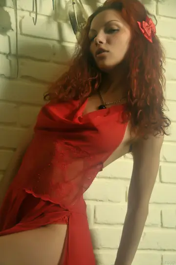 Tall Redhead with Big Natural Tits Stands Nude and Shows Her Body