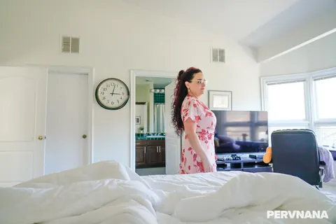 Amanda Ryder: Busty Redhead MILF with Glasses Sucks and Fucks – photo 2 of 21