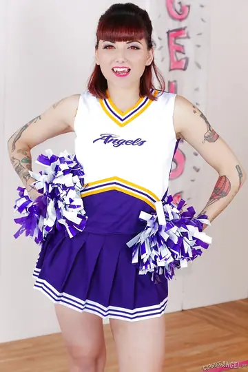 Tattooed PAWG Takes Off Her Skirt and Spreads Wide