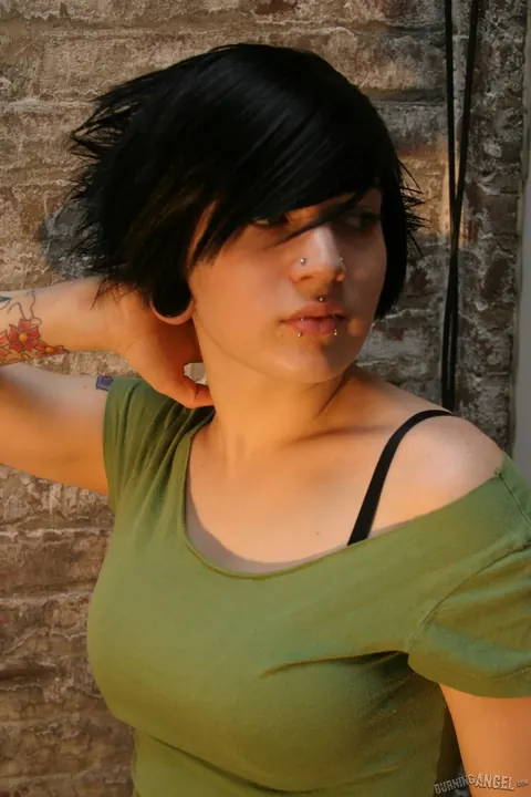 Kylee Kross: Short-Haired Latina Bares Her Big Natural Tits – photo 3 of 17