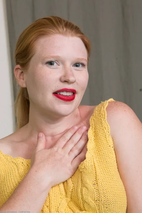 Pregnant Redhead MILF Toys Her Hairy Pussy with a Dildo – photo 1 of 21