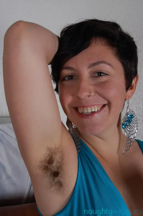 Nikki Silver: Busty Amateur Brunette Strips Nude to Display Her Hairy Pussy – photo 5 of 21
