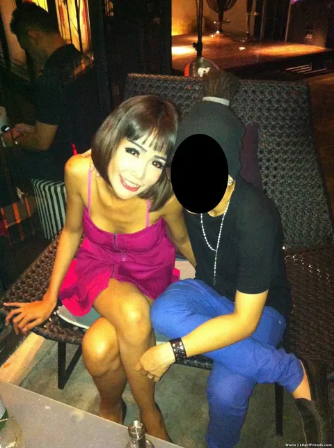 Thai Trans Woman Poses in a Mini Skirt – photo 8 of 16