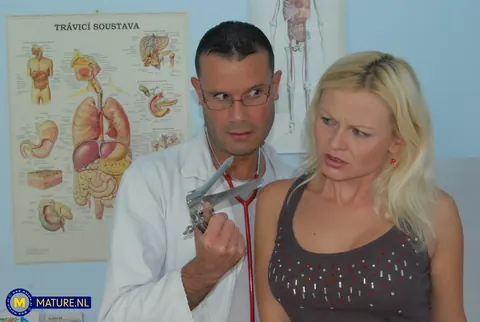 Kathy Sweet: Thick Blonde MILF in Stockings Takes Anal During Doctor Visit – photo 5 of 12