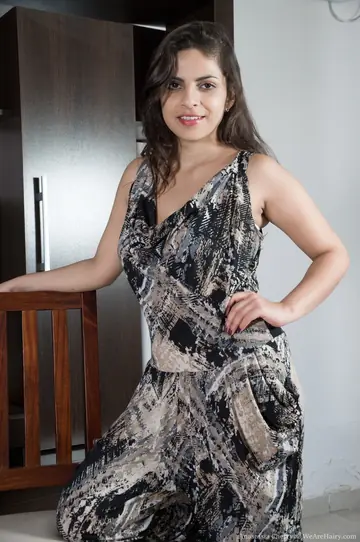 Thick Latina MILF in Lingerie Spreads Her Hairy Pussy