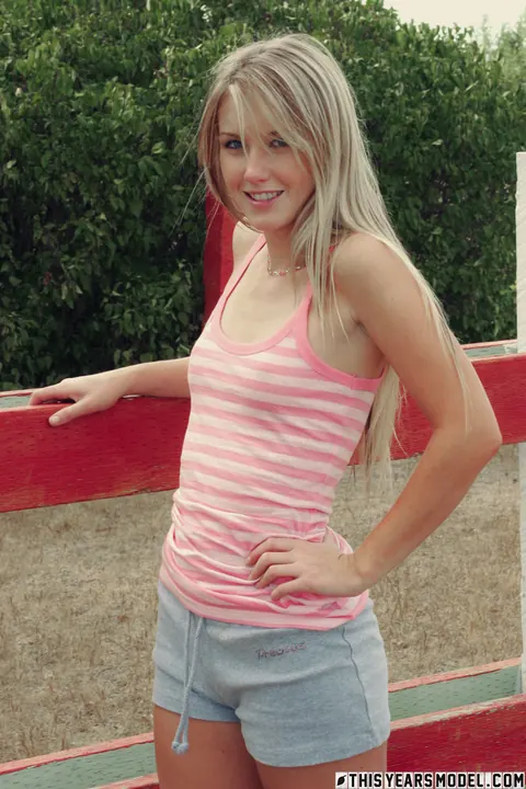 Blonde Amateur Strips Out of Her Shorts on the Backyard Deck – photo 1 of 10