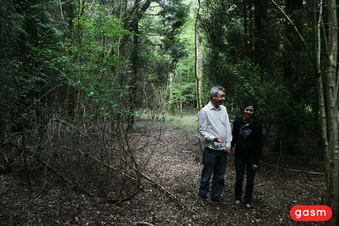 Holly D: Asian MILF Fucks a Black Man in the Forest – photo 3 of 11