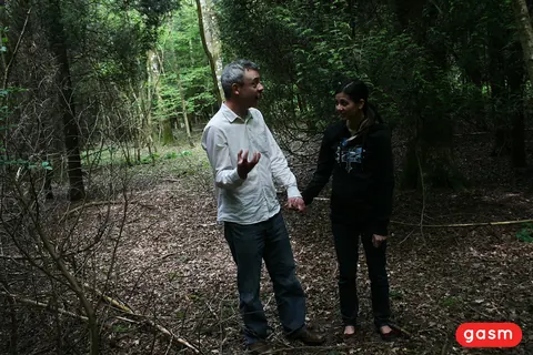 Holly D: Asian MILF Fucks a Black Man in the Forest – photo 4 of 11