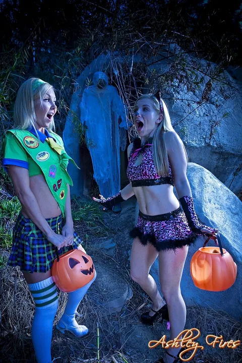 Aaliyah Love: Two Blonde MILFs Undress and Spread Outdoors for Halloween – photo 2 of 17