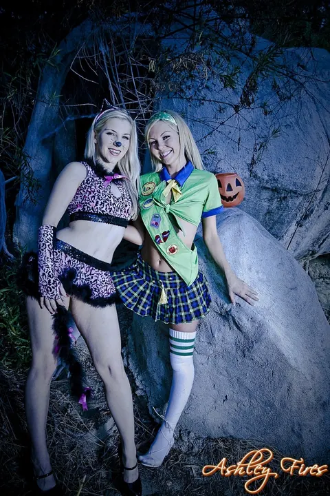 Aaliyah Love: Two Blonde MILFs Undress and Spread Outdoors for Halloween – photo 6 of 17
