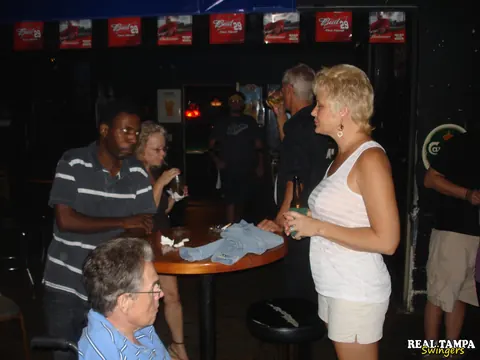 Dee Delmar & Tracy Lick: Tall MILF Fucks and Kisses at the Bar – photo 1 of 21