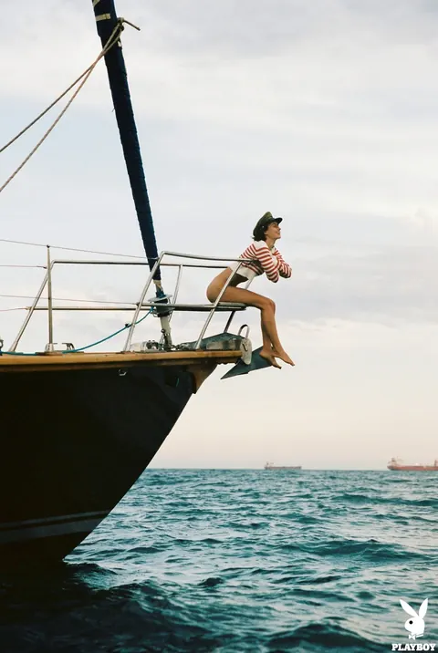 Johanne Landbo: Tall Tanned Brunette in Glasses Shows Her Big Tits on a Boat – photo 13 of 21