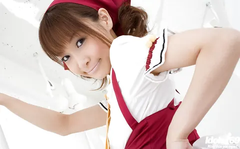Misa Kikouden: Slim Japanese Babe Strips Out of Her Panties – photo 1 of 16