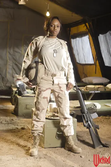 Jada Fire – Petite Ebony MILF Strips Off Her Uniform and Spreads Her Legs in Boots