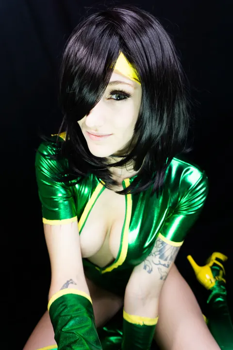 Kitty Quinn: Busty Blonde Latina Poses in a Costume – photo 12 of 15
