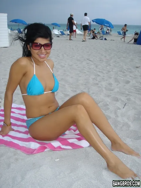 Sativa Rose: Petite Mexican MILF in a Bikini Rides Him and Takes a Facial – photo 2 of 20