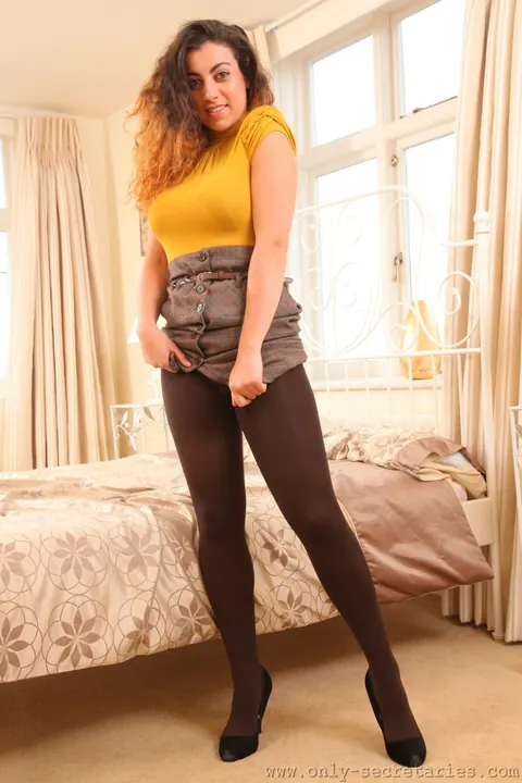 Fiona S: Curly Latina in Sheer Pantyhose Teases Topless at the Office – photo 6 of 21