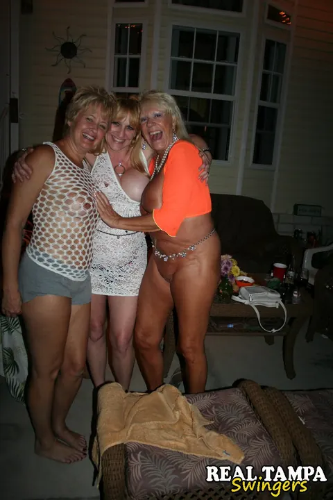 Kay Kummingz: Tall Blonde MILF with Big Tits Joins Group and Spreads Her Pussy – photo 18 of 20