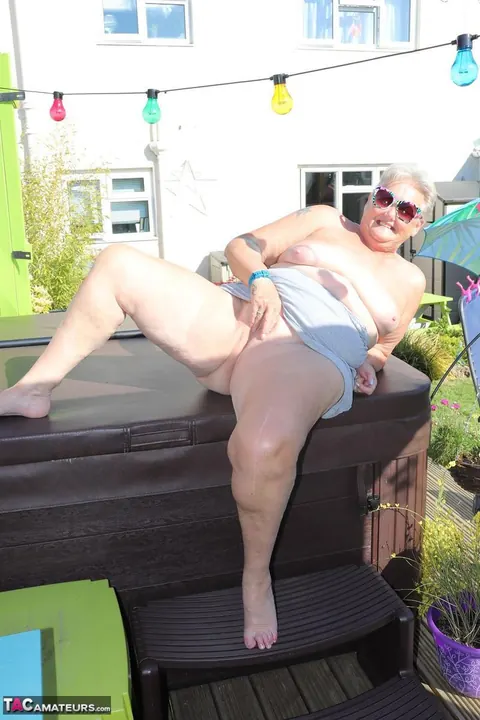 Valgasmic Exposed: Thick Redhead in Heels and Glasses Spreads Outdoors – photo 15 of 20