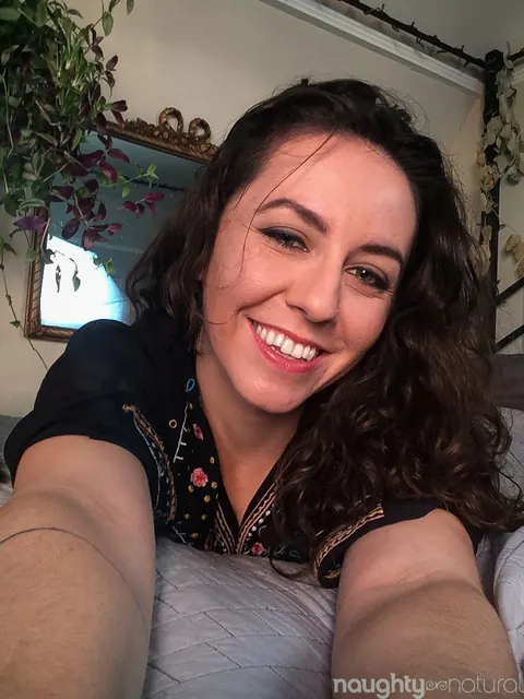 Nikki Silver: Brunette in Panties Selfie Shows Her Hairy Pussy – photo 14 of 20