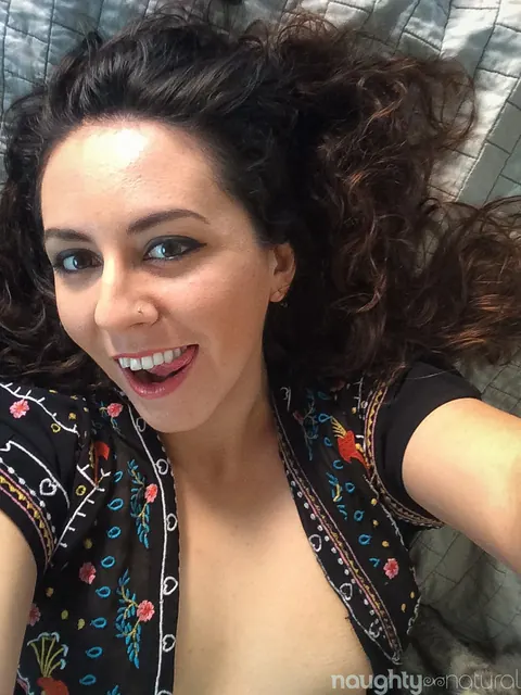 Nikki Silver: Brunette in Panties Selfie Shows Her Hairy Pussy – photo 5 of 20