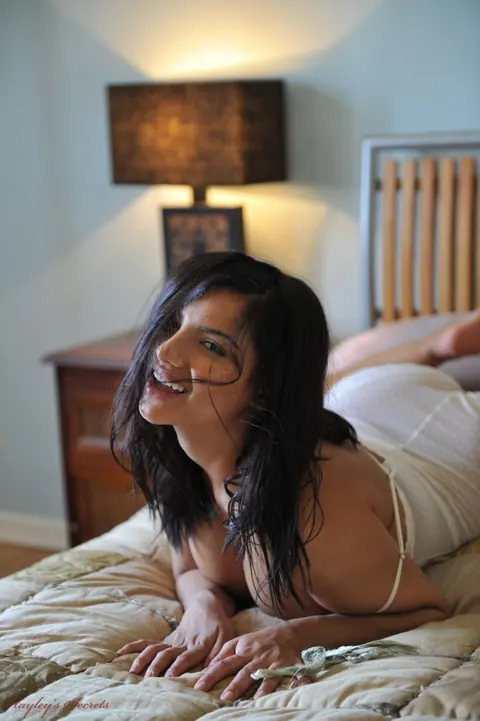 Lacey Banghard: British Brunette Frees Big Natural Tits from Lingerie – photo 7 of 12