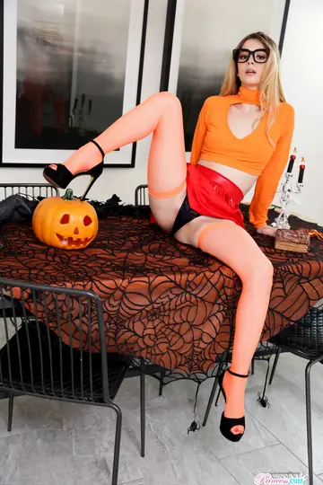 Blonde in Costume and Heels Gets Creampied After a Blowjob