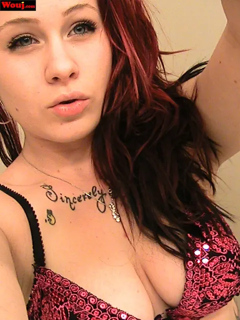 Redhead with Big Tits Poses in Lingerie for Mirror Selfies – photo 11 of 15