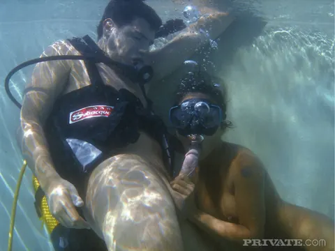Priva: Asian MILF Sucks Cock Underwater Then Takes Anal Poolside – photo 3 of 12