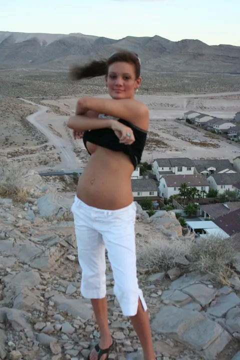 Kate Crush: Busty Brunette Strips Out of Her Jeans and Spreads Outdoors – photo 7 of 21