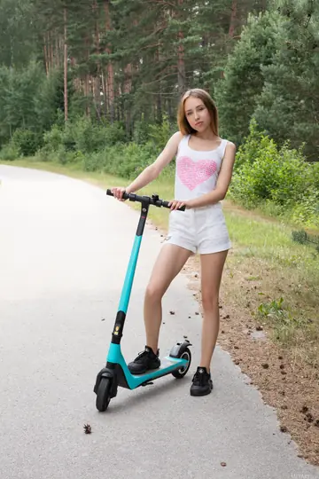 Ukrainian Brunette Poses Nude and Shows Her Body