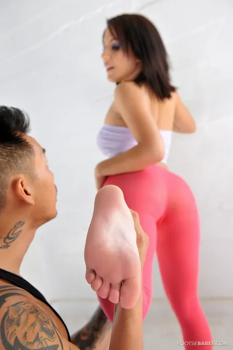 Liv Aguilera: Petite Latina with Big Tits Sucks and Rides BBC on the Gym Mat – photo 8 of 21