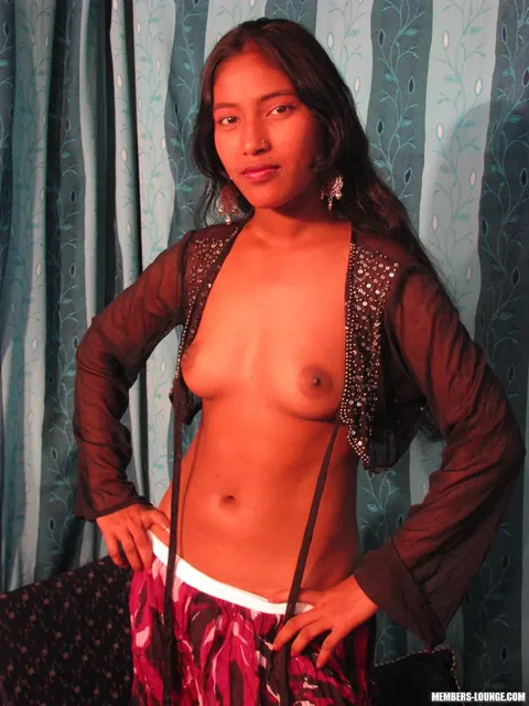 Indian Brunette Undresses and Shows Her Tits and Pussy – photo 6 of 15