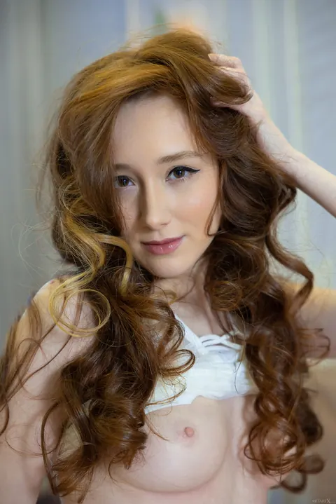 Alice Mido: Asian Brunette Poses Nude Showing Her Small Tits – photo 7 of 21