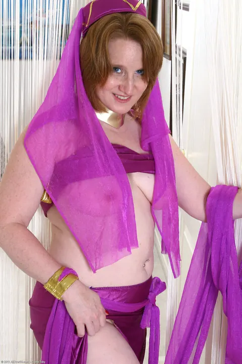 Redhead MILF with Big Tits Spreads Her Fat Pussy Wide – photo 7 of 21