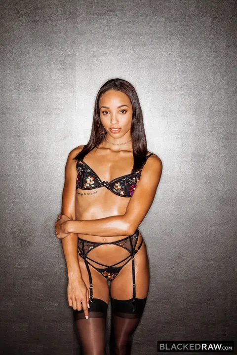 Alexis Tae: Slim Ebony Brunette in Lingerie Joins Interracial Threesome by the Mirror – photo 5 of 21
