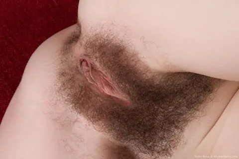 Ruby Rose: Petite Australian Brunette Spreads Her Hairy Pussy Wide – photo 15 of 18
