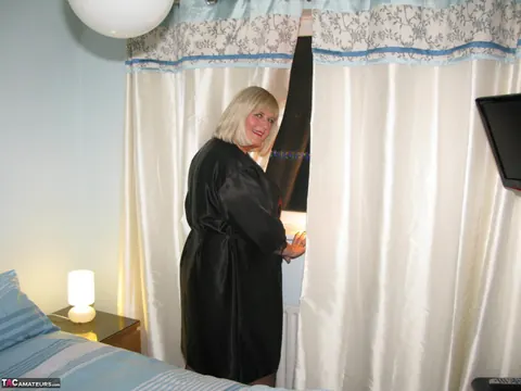 BBW MILF in Lingerie and Stockings Strips and Spreads Wide – photo 2 of 16