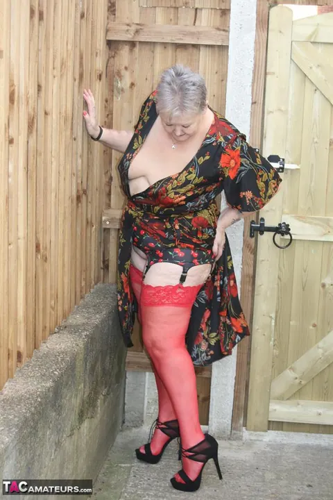 Valgasmic Exposed: BBW Redhead in Heels and Glasses Shows Her Big Ass – photo 20 of 20