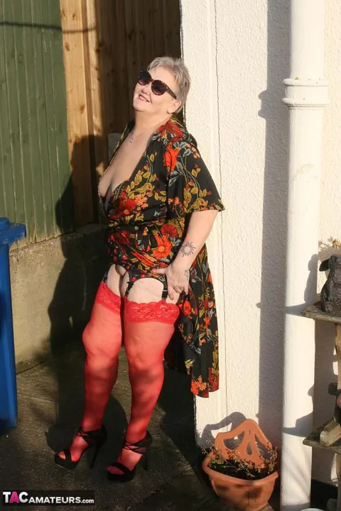 Valgasmic Exposed: BBW Redhead in Heels and Glasses Shows Her Big Ass – photo 8 of 20