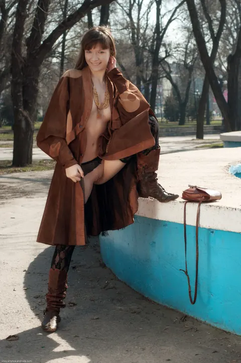 Red Eva: Petite Ukrainian Redhead Spreads Her Pussy Outdoors – photo 12 of 21